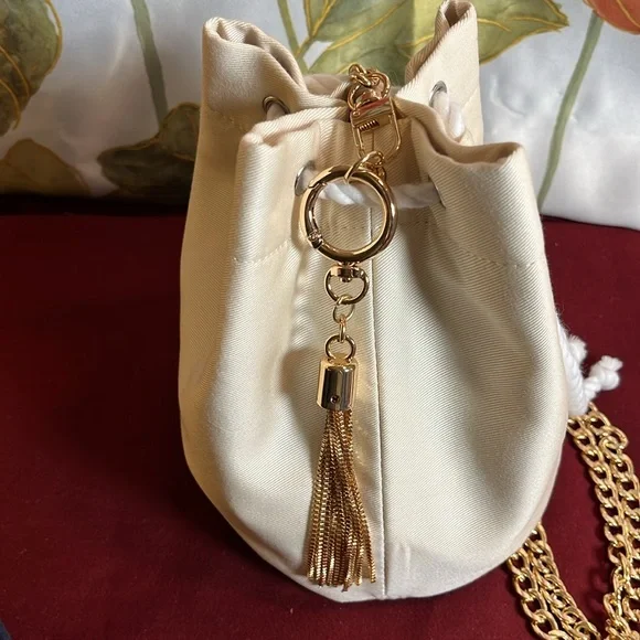 Christian Dior Cosmetic Bag & 2 CD Lipsticks - Picture 4 of 10